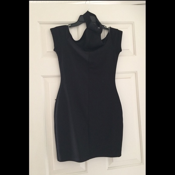 Bodycon Dress with Roses - Picture 3 of 3